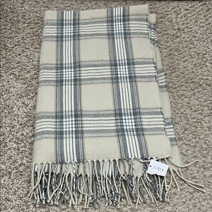 NWT J. Crew Factory Cream White and Gray Plaid Scarf w/ Fringe